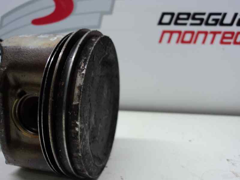 PISTON BMW SERIE 3 BERLINA (E36) 316i