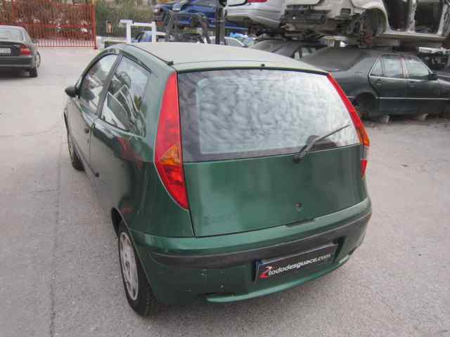 FIAT PUNTO BERLINA (188) 1.2 8V Motor 1,2 Ltr. - 44 kW CAT