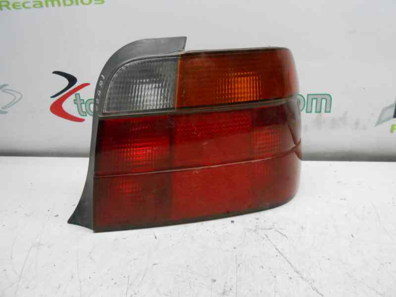 PILOTO TRASERO DERECHO BMW SERIE 3 COMPACTO (E36) 318tds