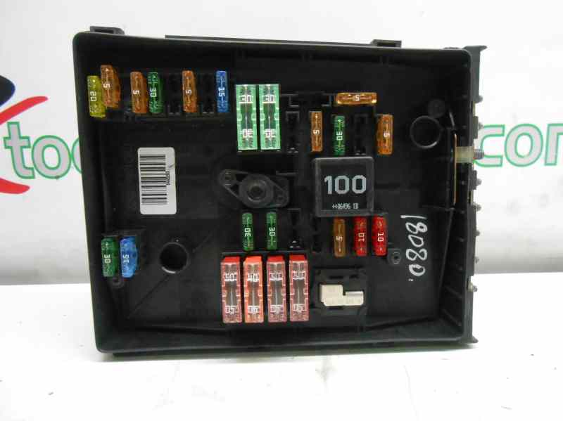 CAJA RELES / FUSIBLES AUDI A3 (8P) 2.0 TDI Ambiente