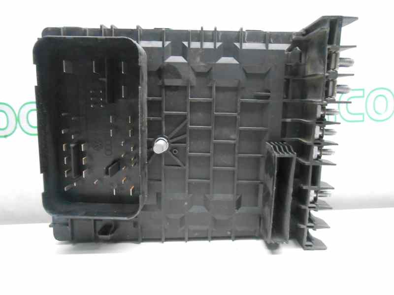CAJA RELES / FUSIBLES AUDI A3 (8P) 2.0 TDI Ambiente