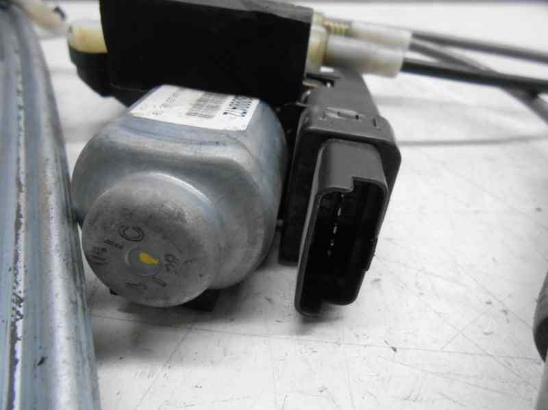 ELEVALUNAS DELANTERO DERECHO RENAULT MEGANE II BERLINA 5P Confort Authentique