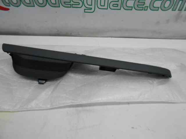 CARCASA DELANTERO IZQUIERDO DE MANDO ELEVALUNAS SEAT RECAMBIO ORIGINAL ACCESORIOS