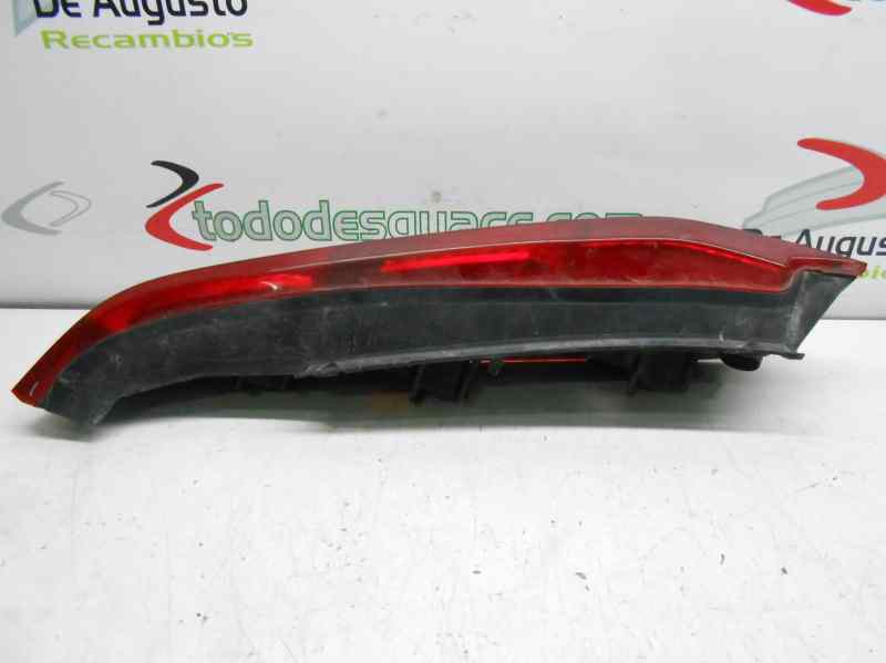 PILOTO TRASERO DERECHO NISSAN X-TRAIL (T30) Comfort