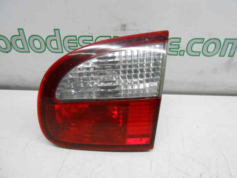 PILOTO TRASERO DERECHO INTERIOR DAEWOO LANOS *