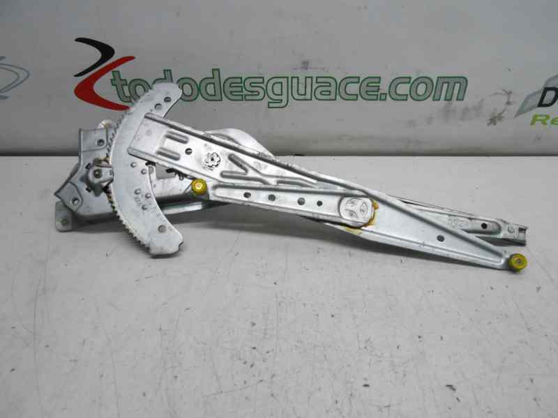 ELEVALUNAS DELANTERO DERECHO RENAULT KANGOO (F/KC0) Authentique