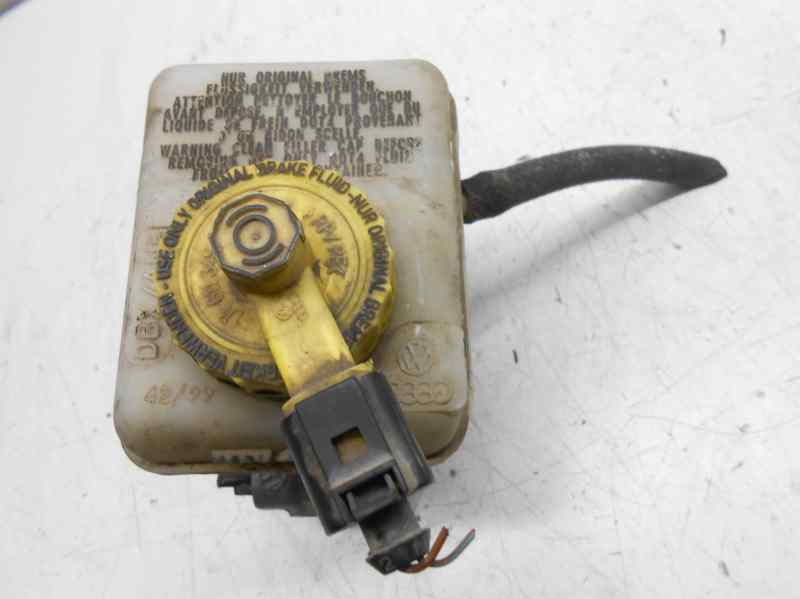 BOTE LIQUIDO FRENOS SEAT LEON (1M1) Last Edition