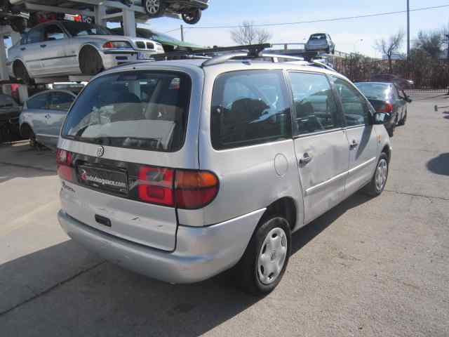 VOLKSWAGEN SHARAN (7M8) Básico Motor 1,9 Ltr. - 81 kW TDI