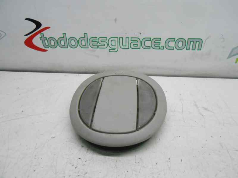 LUZ INTERIOR CHRYSLER VOYAGER (RG) 2.5 CRD LX