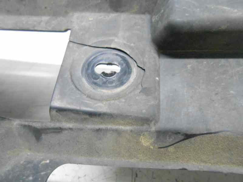 MOLDURA PARAGOLPES SEAT ALTEA (5P1) 2.0 TDI