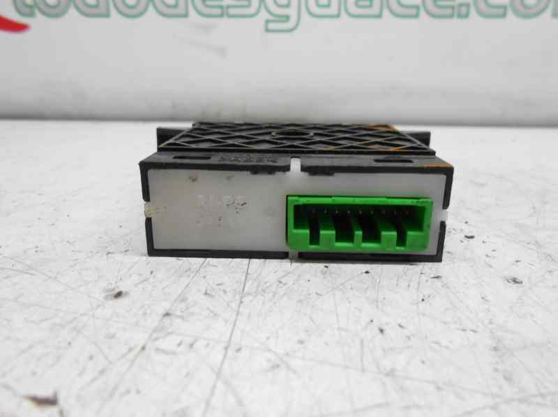 INTERRUPTOR AA HONDA HR-V 1.6 (105 CV) 5 velocidades