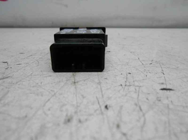 INTERRUPTOR WARNING KIA RIO 1.4 Active
