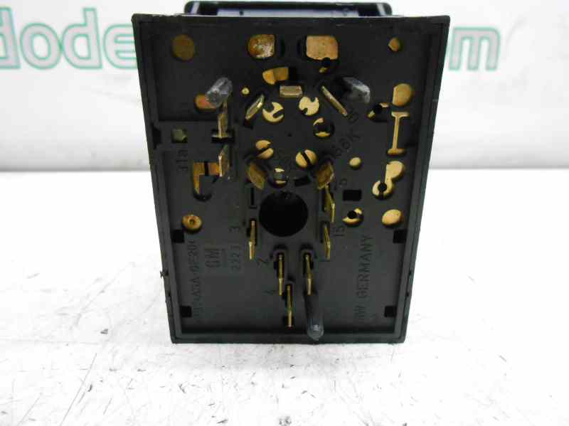 MANDO LUCES OPEL ASTRA G BERLINA Club