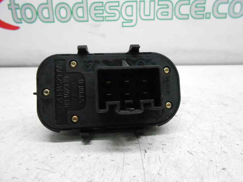 MANDO ELEVALUNAS DELANTERO IZQUIERDO FORD FOCUS BERLINA (CAK) Ambiente
