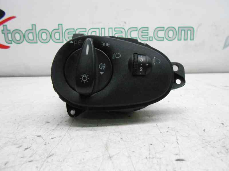 MANDO LUCES FORD FOCUS BERLINA (CAK) Ambiente