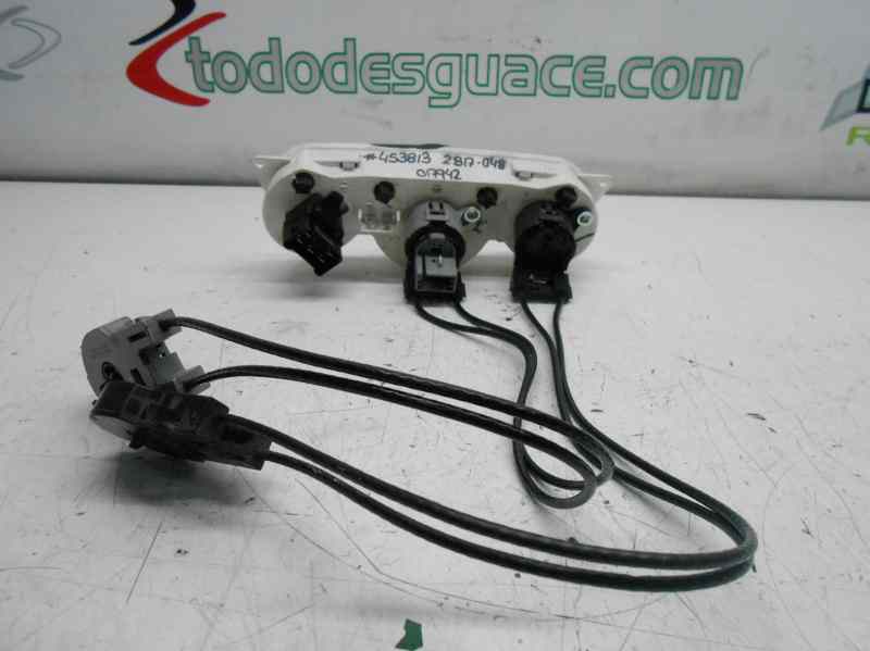 MANDO CALEFACCION / AIRE ACONDICIONADO FORD FOCUS BERLINA (CAK) Ambiente