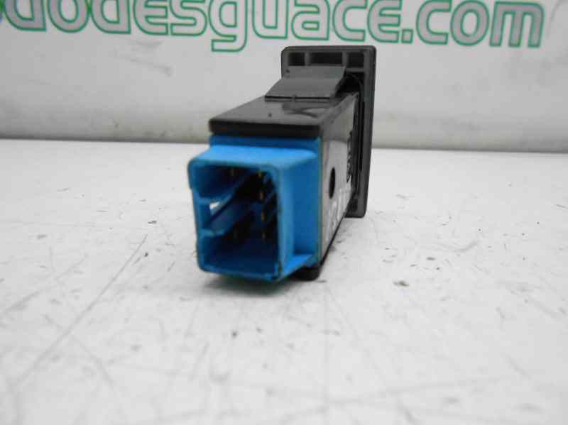 INTERRUPTOR ANTINIEBLAS KIA SEPHIA LL 1.6 CAT