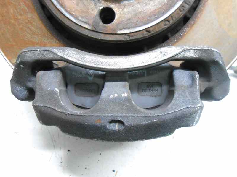 PINZA FRENO DELANTERA DERECHA NISSAN PRIMASTAR (X83) Avantour 7 asientos, batalla corta 2,76t