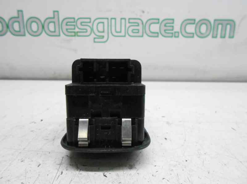 MANDO ELEVALUNAS DELANTERO IZQUIERDO PEUGEOT 306 BERLINA 3/4/5 PUERTAS (S2) Boulebard