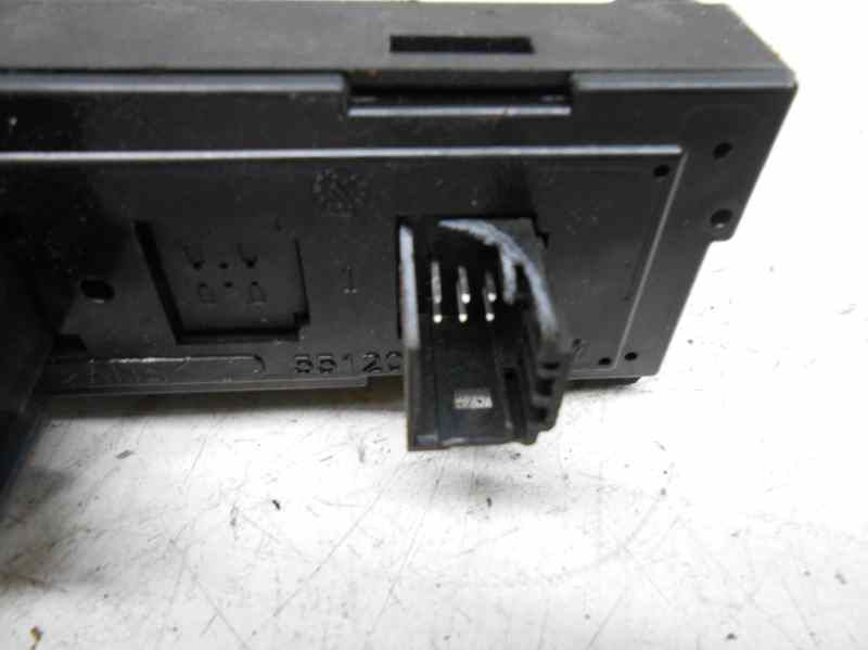 MOTOR ELEVALUNAS DELANTERO DERECHO PEUGEOT 807 *