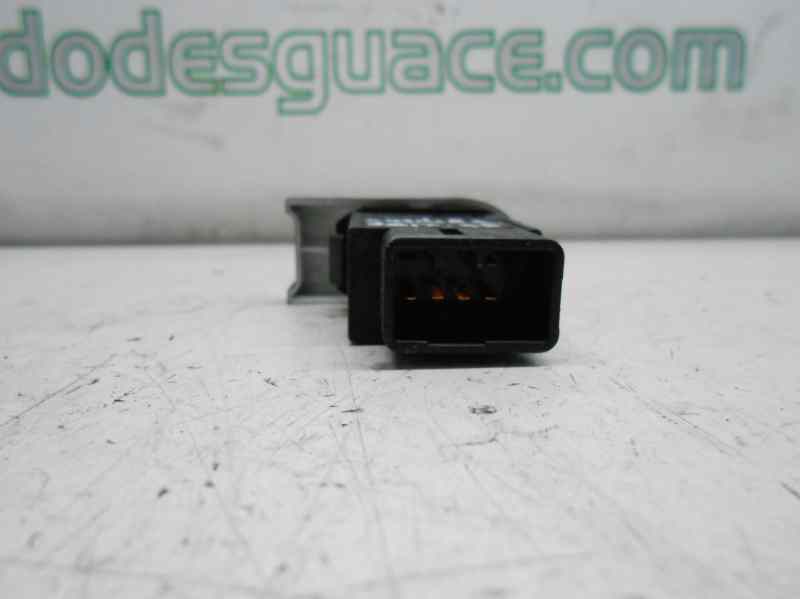 INTERRUPTOR ANTINIEBLAS DAEWOO LANOS Cool