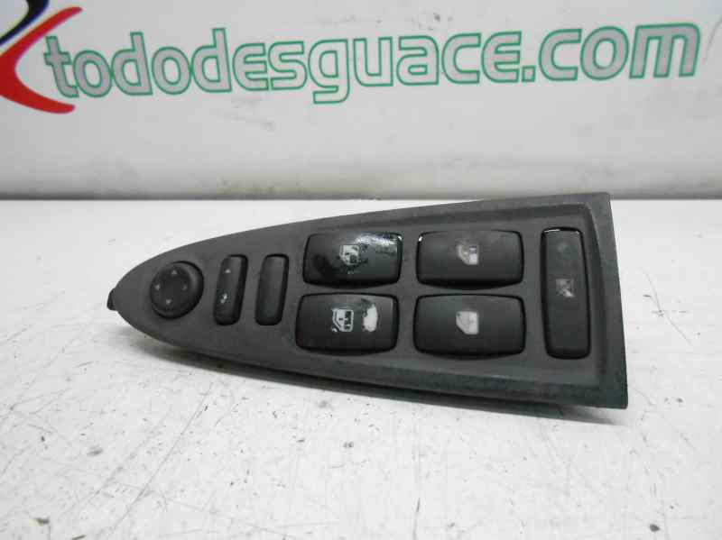 MANDO ELEVALUNAS DELANTERO IZQUIERDO FIAT CROMA (194) 1.9 16V Multijet Dynamic (12.2007->)
