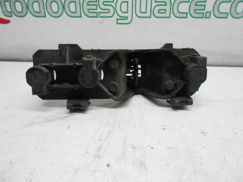 PORTALAMPARAS TRASERO IZQUIERDO OPEL CORSA A 1.0