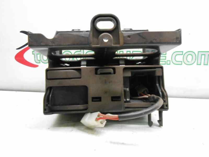 SOPORTE BEBIDAS MERCEDES SPRINTERII CAJA CERRADA (DESDE 01.06) 309/311/313/315         CDI  (906.631/633/635/637)