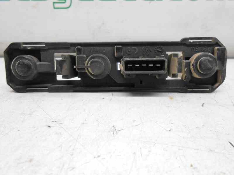 PORTALAMPARAS TRASERO DERECHO PEUGEOT 306 BERLINA 3/4/5 PUERTAS (S2) *