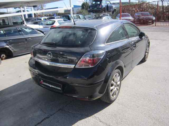 OPEL ASTRA GTC Cosmo Motor 1,7 Ltr. - 74 kW 16V CDTI