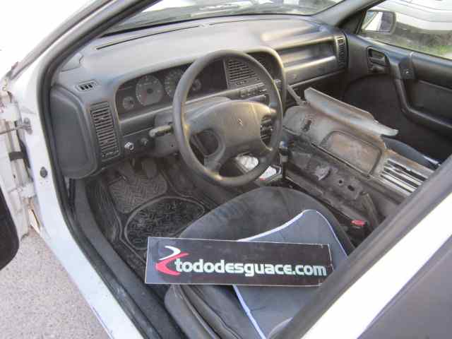 CITROEN XANTIA BERLINA 1.9 TD Armonia Motor 1,9 Ltr. - 68 kW Turbodiesel (DHX, D8B / XUD9TE)
