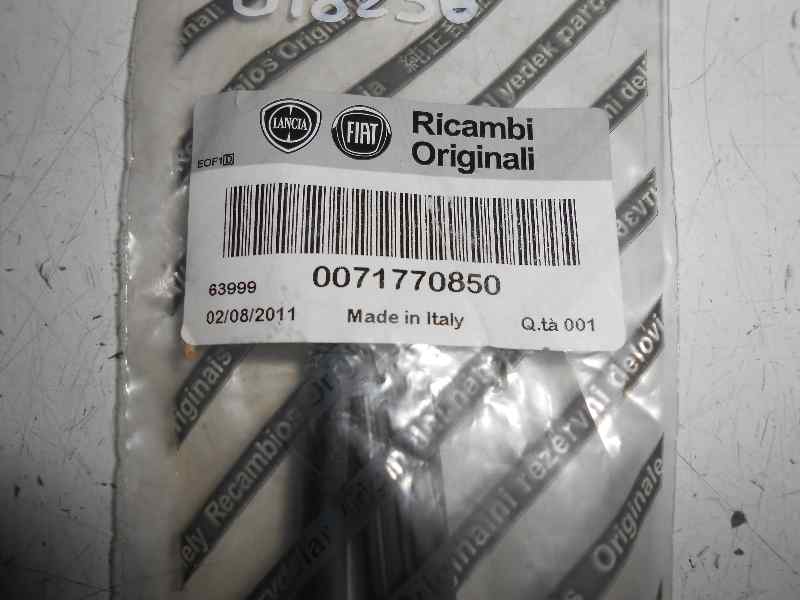 ESCOBILLA LIMPIA FIAT RECAMBIO ORIGINAL .