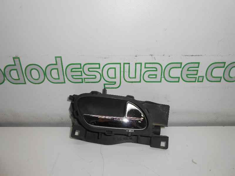 MANETA INTERIOR TRASERA DERECHA PEUGEOT 407 2.0 16V HDi FAP (136 CV) 5 velocidades