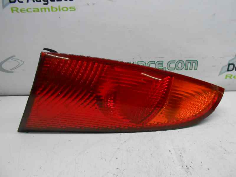 PILOTO TRASERO IZQUIERDO FORD FOCUS BERLINA (CAK) 1.8 TDCi Turbodiesel CAT