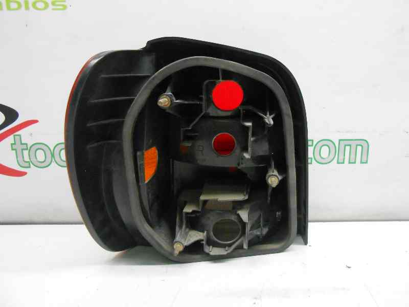 PILOTO TRASERO DERECHO VOLKSWAGEN POLO 1.0 (50 CV) 5 velocidades