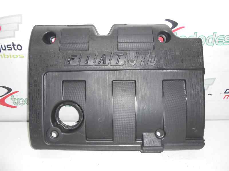 TAPA MOTOR FIAT RECAMBIO ORIGINAL .