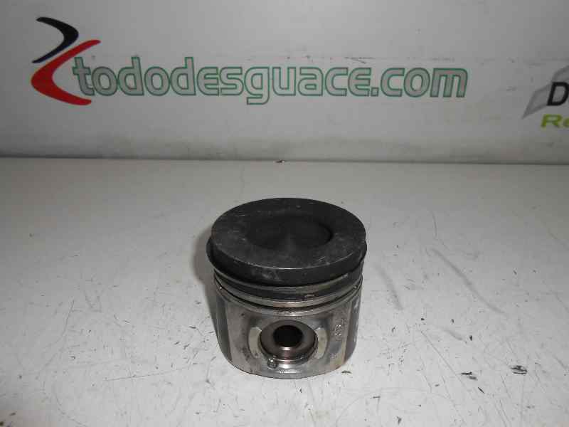 PISTON HONDA CIVIC BERLINA (FN) *