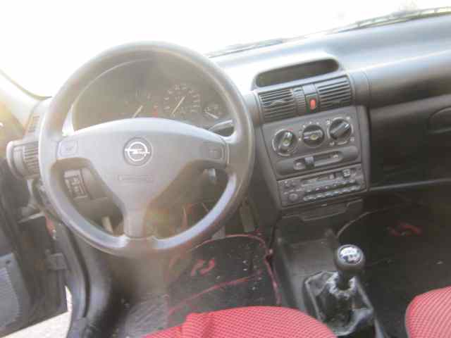 OPEL CORSA B City Motor 1,0 Ltr. - 40 kW 12V CAT (X 10 XE / LW3)