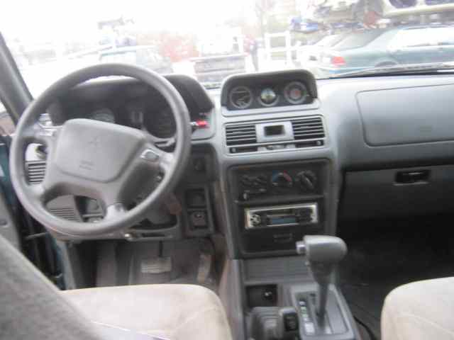 MITSUBISHI MONTERO (V20/V40) 2800 TD American Dream (4-ptas.) Motor 2,8 Ltr. - 92 kW Turbodiesel
