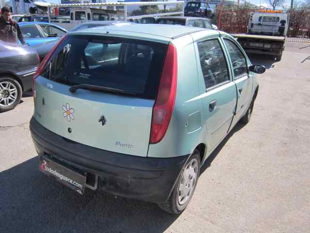 FIAT PUNTO BERLINA (188) 1.2 8V Motor 1,2 Ltr. - 44 kW CAT