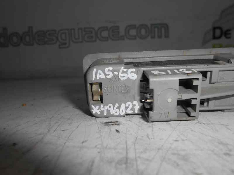 LUZ INTERIOR TRASERA IZQUIERDA RENAULT MEGANE I CLASSIC (LA0) 1.9 dTi Alize