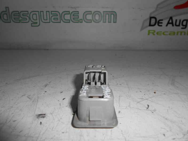 LUZ INTERIOR TRASERA IZQUIERDA RENAULT MEGANE I CLASSIC (LA0) 1.9 dTi Alize