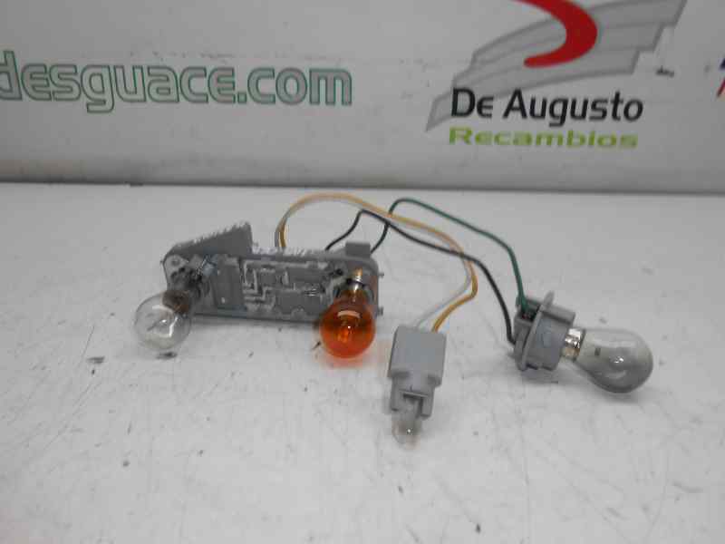 PORTALAMPARAS TRASERO DERECHO TOYOTA YARIS (KSP9/SCP9/NLP9) Básico