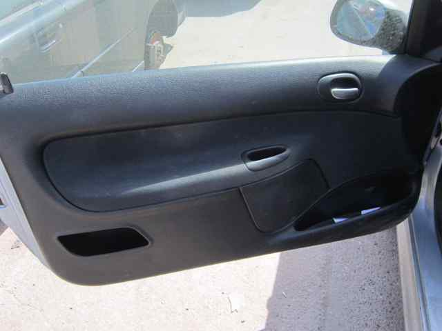 PEUGEOT 206 BERLINA E-Music Motor 1,4 Ltr. - 55 kW