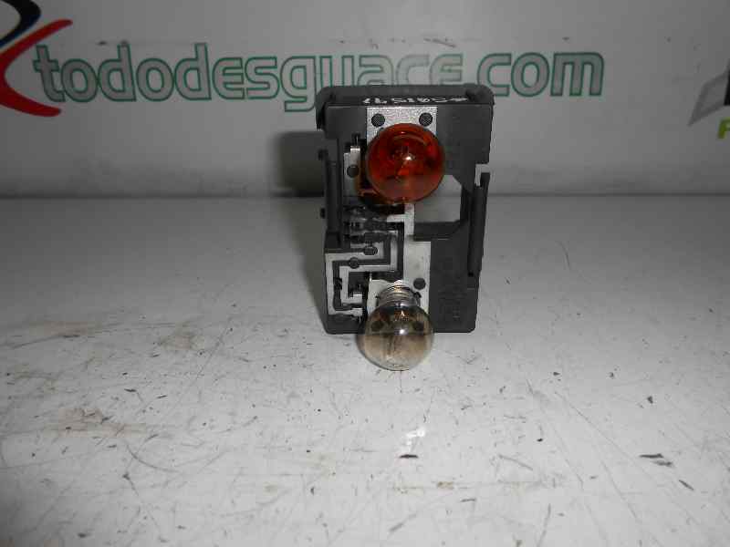 PORTALAMPARAS TRASERO IZQUIERDO CITROEN XANTIA BERLINA 1.9 TD Armonia