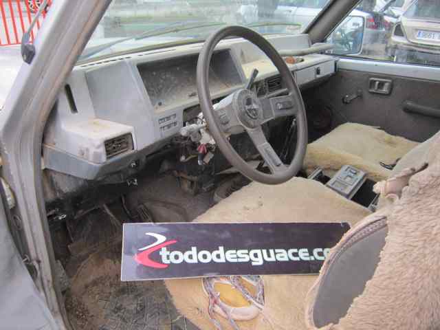 NISSAN PATROL (K/W260) Corto TA Motor 2,8 Ltr. - 66 kW Diesel