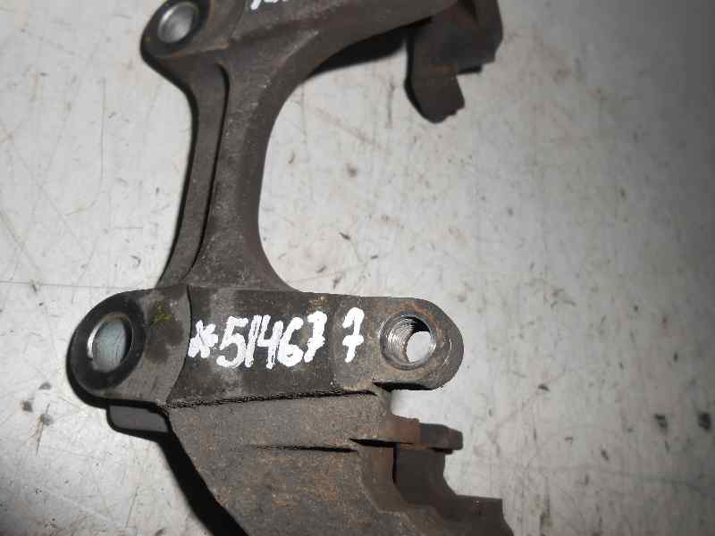 SOPORTE PINZA DE FRENOS VOLKSWAGEN PASSAT BERLINA (3B3) Trendline