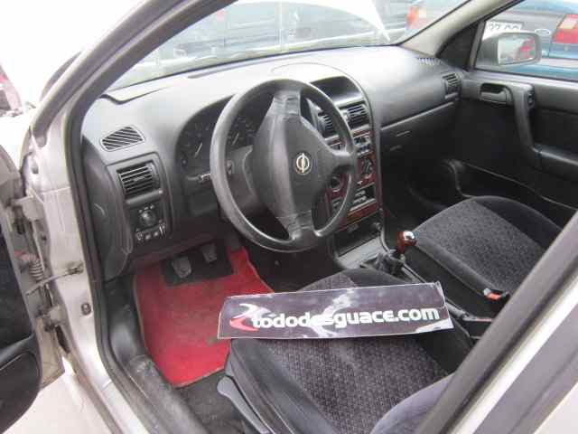OPEL ASTRA G BERLINA Club Motor 1,6 Ltr. - 55 kW