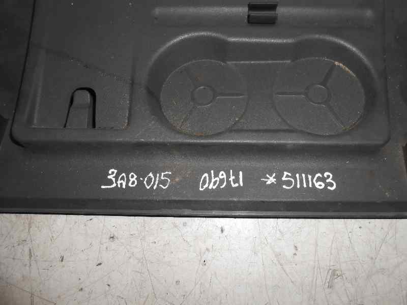 TAPA GUANTERA FORD FOCUS BERLINA (CAP) Ambiente (D)