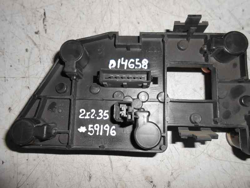 PORTALAMPARAS TRASERO IZQUIERDO PEUGEOT 306 BERLINA 3/4/5 PUERTAS (S2) Boulebard